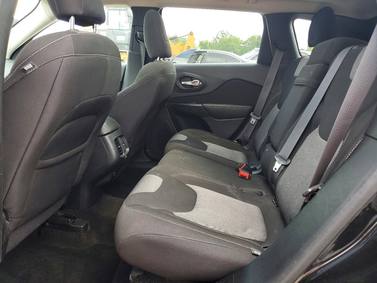 2014 Jeep Cherokee Latitude Черный vin: 1C4PJMCB4EW215787