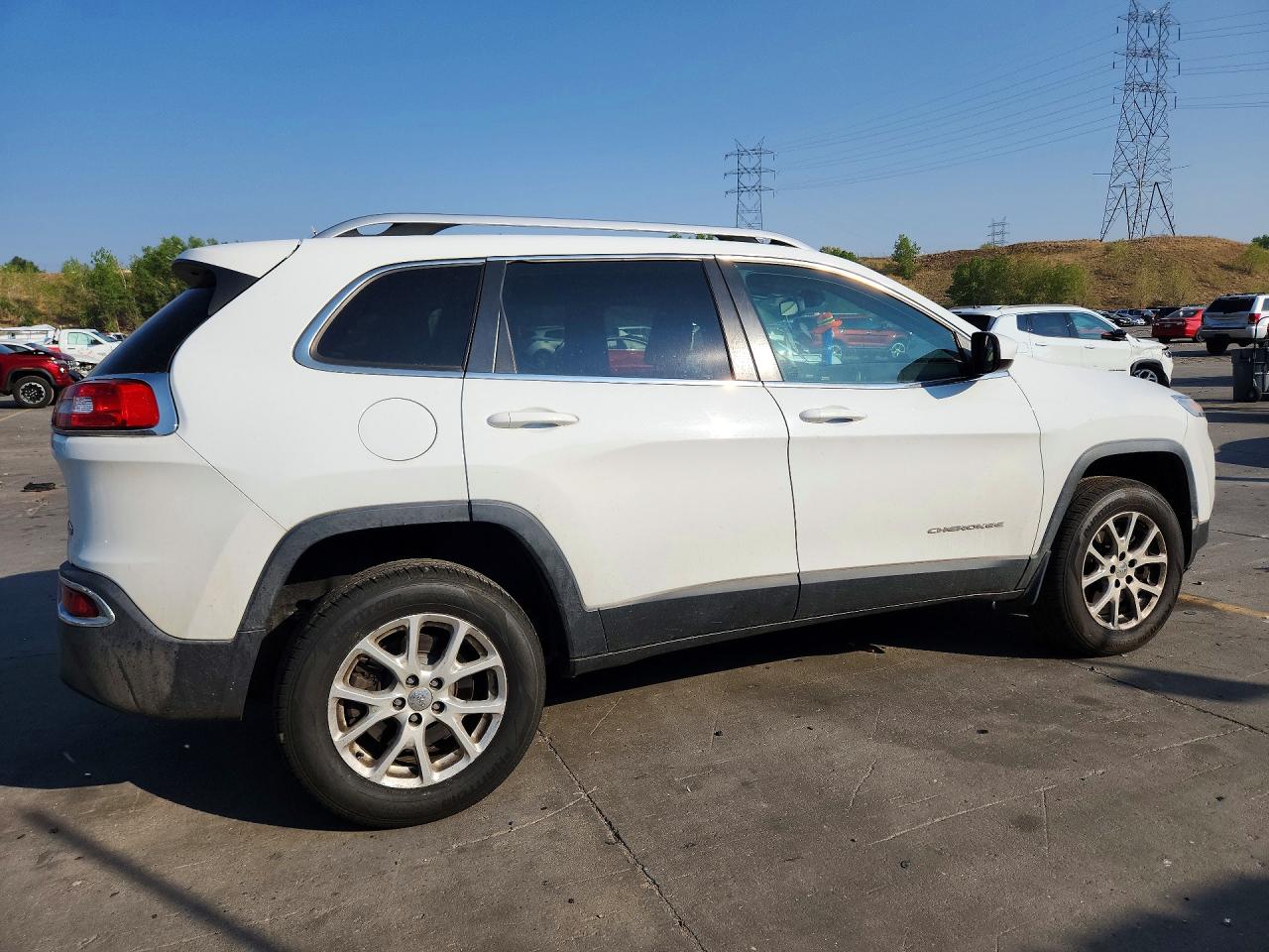 2014 Jeep Cherokee Latitude White vin: 1C4PJMCB4EW224795