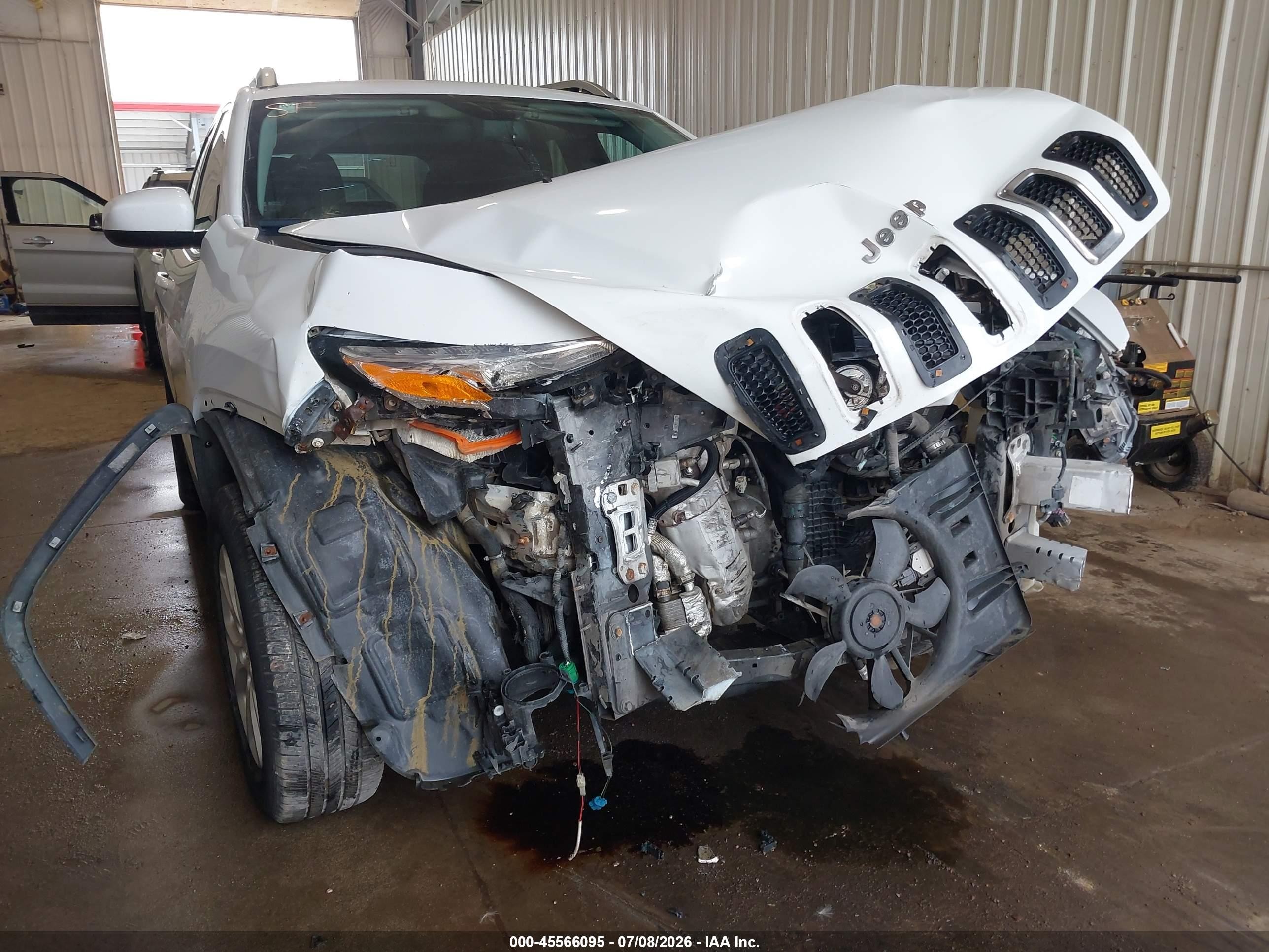 2015 Jeep Cherokee North White vin: 1C4PJMCB4FW524077