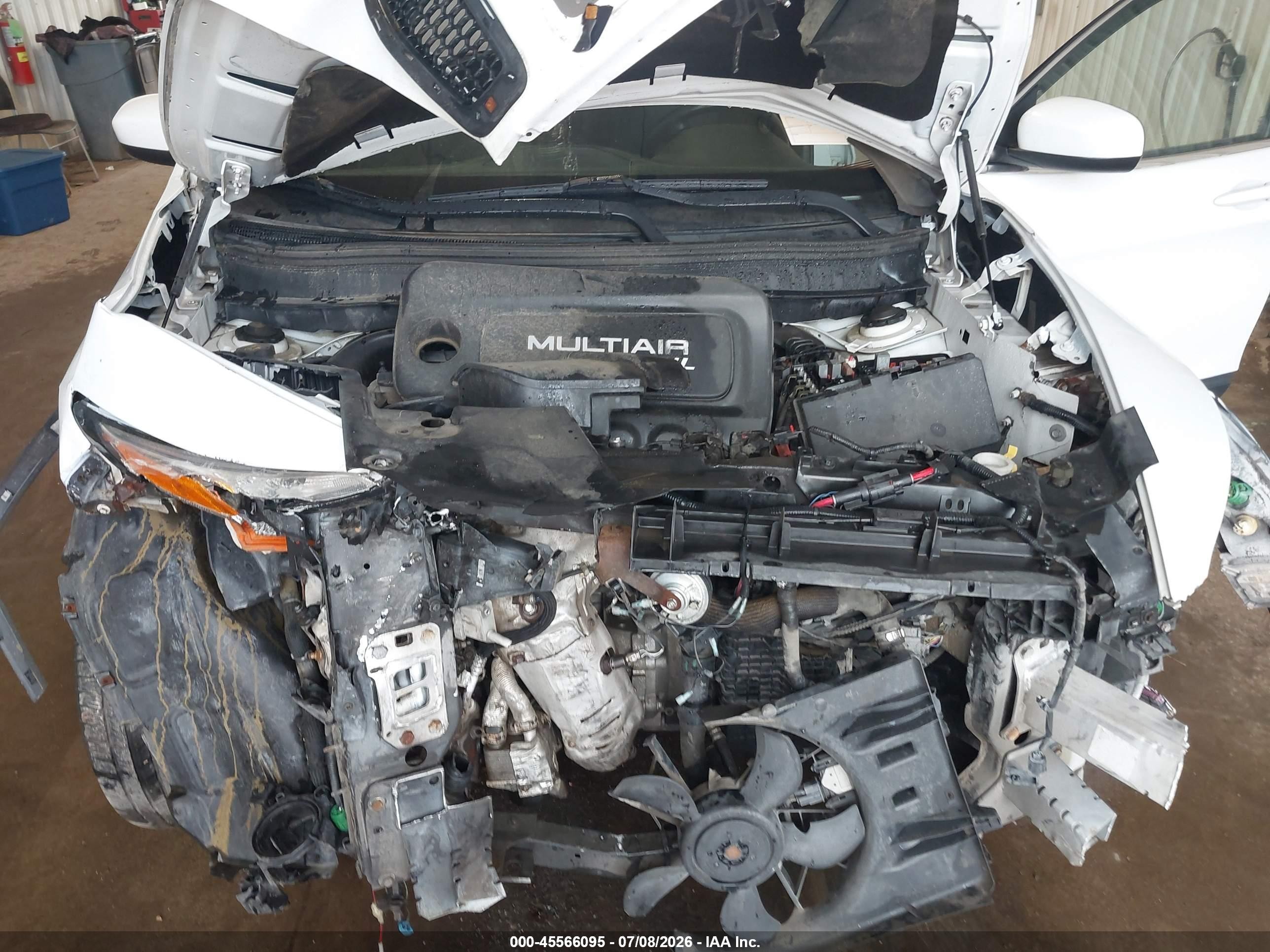 2015 Jeep Cherokee North White vin: 1C4PJMCB4FW524077