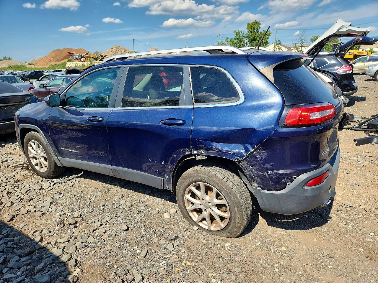 2015 Jeep Cherokee Latitude Синий vin: 1C4PJMCB4FW534026