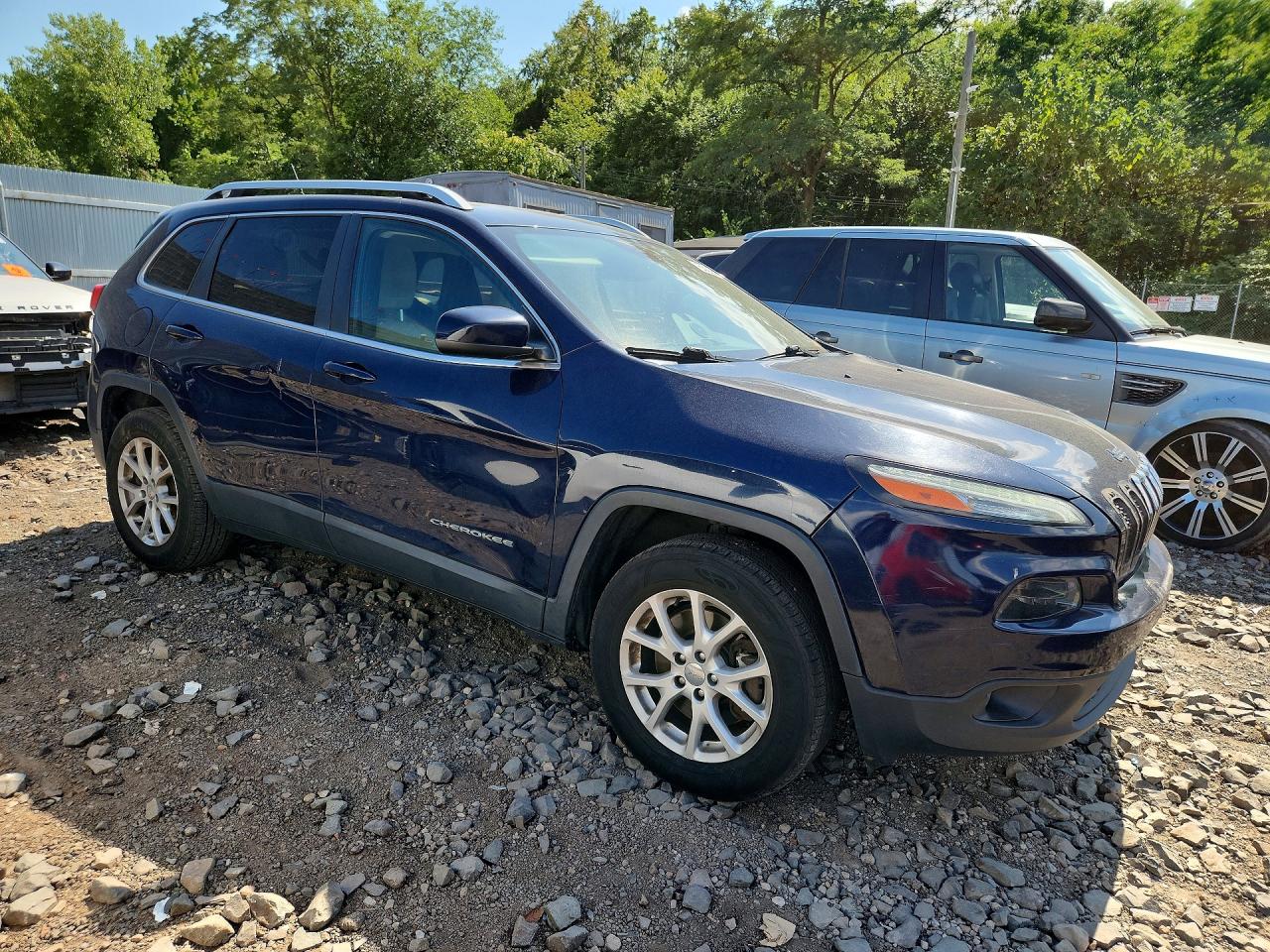 2015 Jeep Cherokee Latitude Синий vin: 1C4PJMCB4FW534026