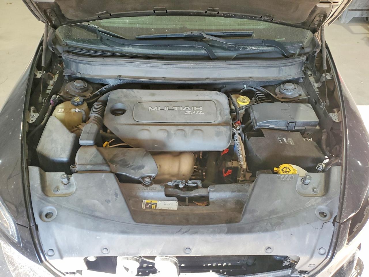 2015 Jeep Cherokee Latitude Черный vin: 1C4PJMCB4FW589334