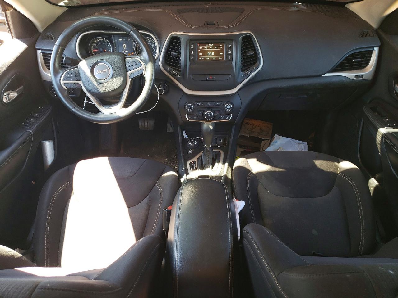 2015 Jeep Cherokee Latitude Gray vin: 1C4PJMCB4FW651914