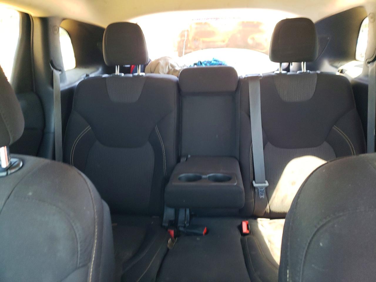 2015 Jeep Cherokee Latitude Gray vin: 1C4PJMCB4FW651914