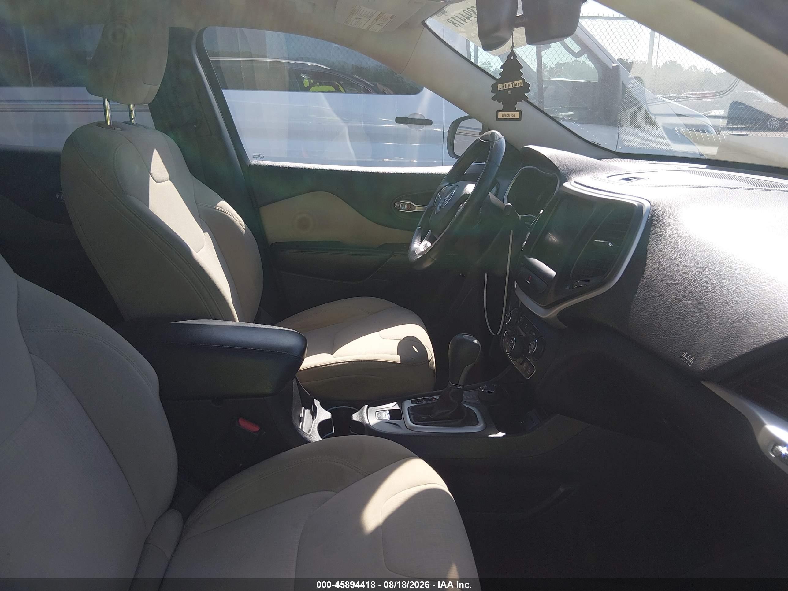 2015 Jeep Cherokee Latitude Brown vin: 1C4PJMCB4FW719497