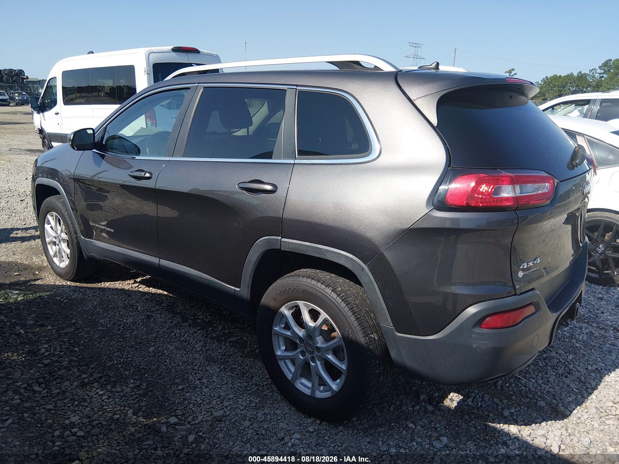 2015 Jeep Cherokee Latitude Brown vin: 1C4PJMCB4FW719497