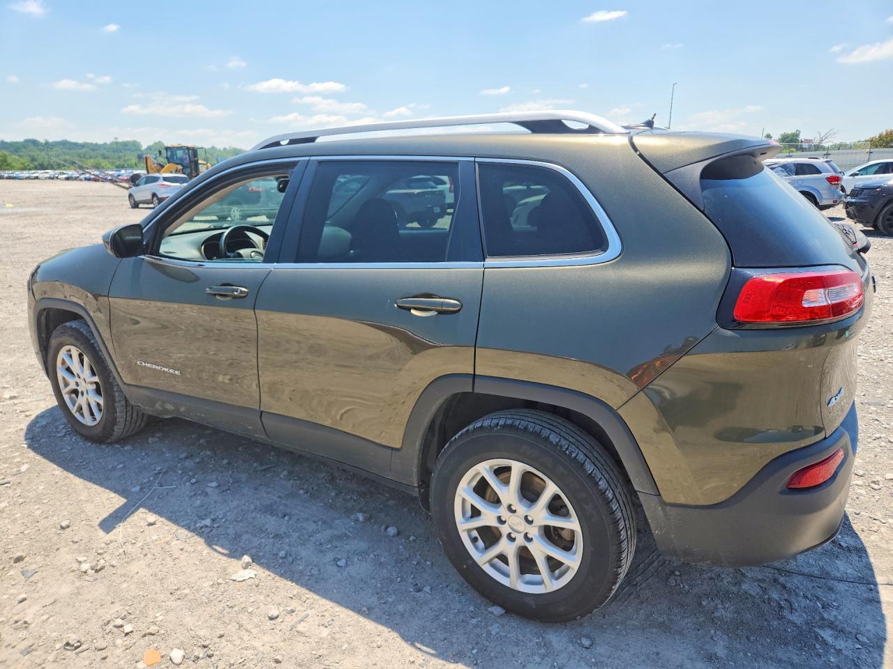 2015 Jeep Cherokee Latitude Green vin: 1C4PJMCB4FW784687