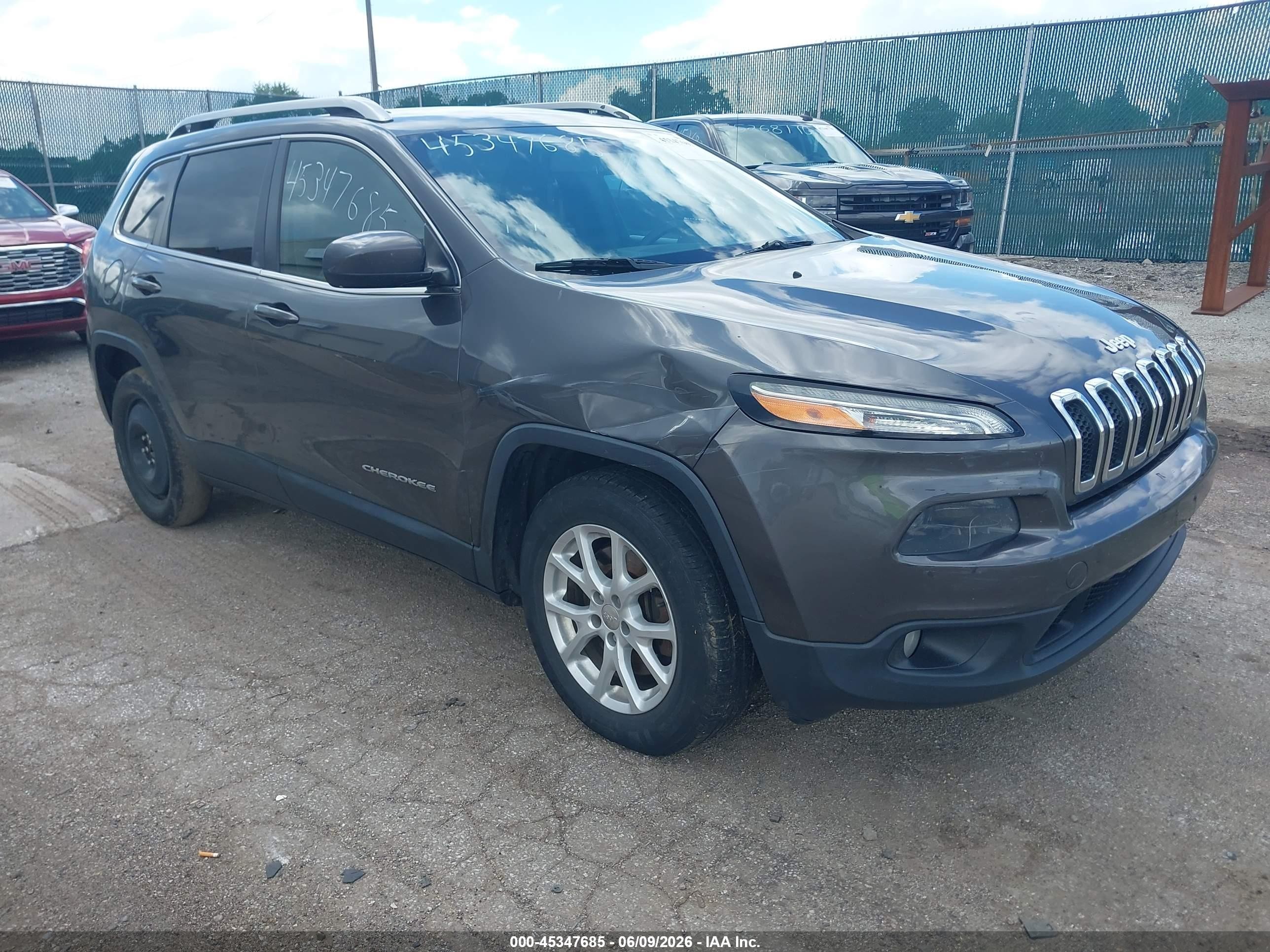 2014 Jeep Cherokee Latitude Gray vin: 1C4PJMCB5EW183707