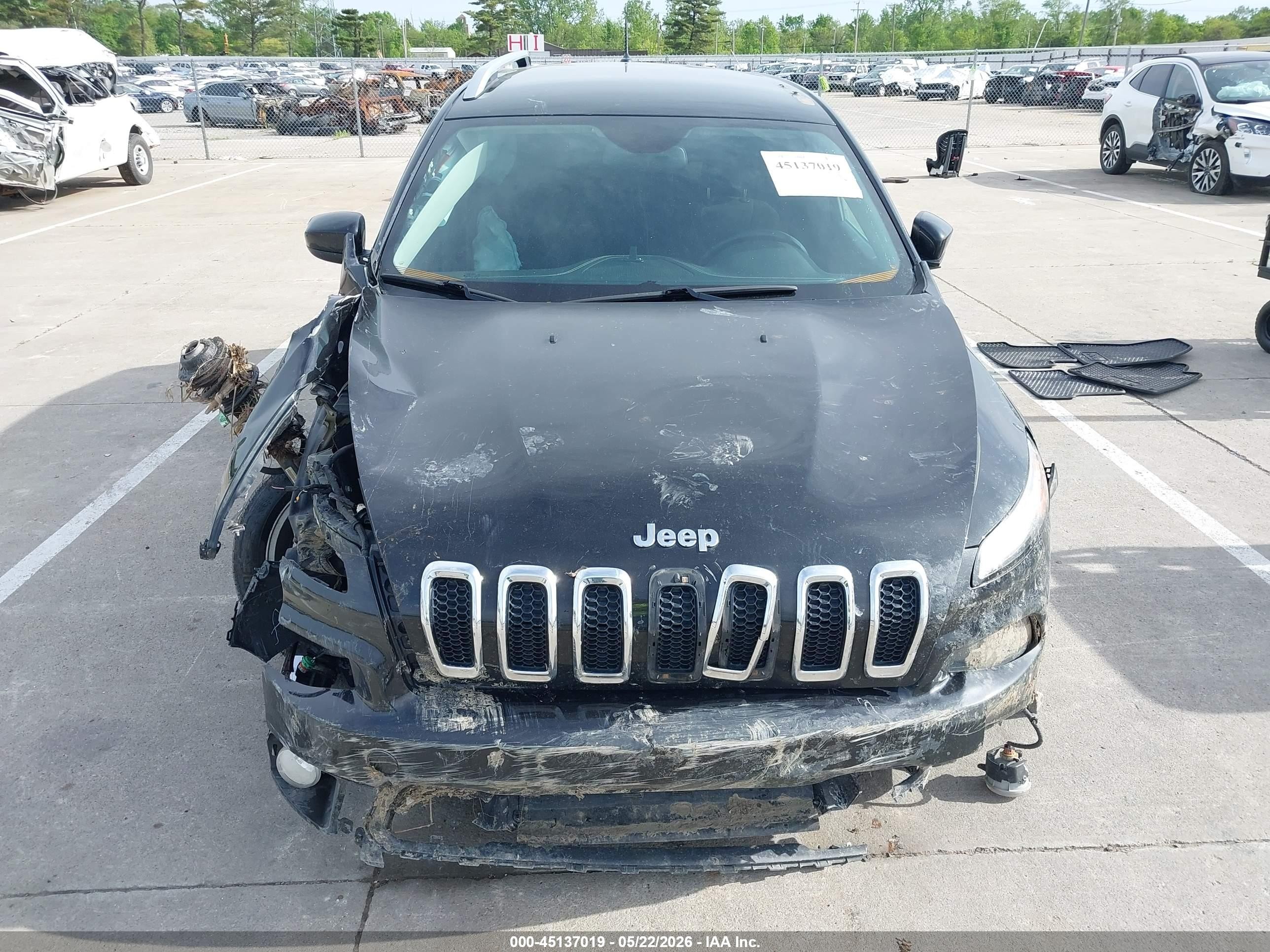 2014 Jeep Cherokee Latitude Black vin: 1C4PJMCB5EW185991