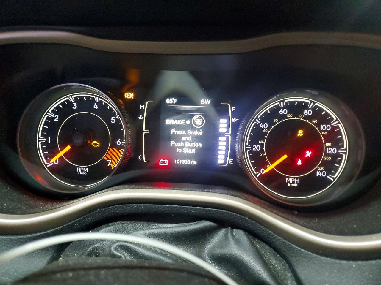 2015 Jeep Cherokee Latitude Черный vin: 1C4PJMCB5FW502976