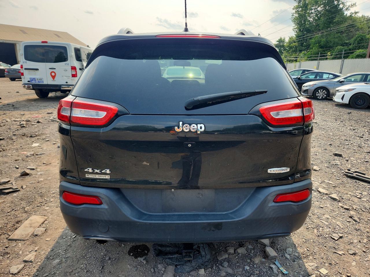 2015 Jeep Cherokee Latitude Charcoal vin: 1C4PJMCB5FW553006