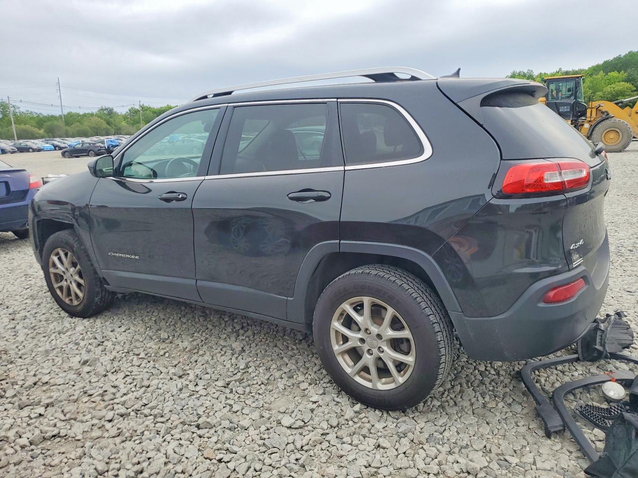 2015 Jeep Cherokee Latitude Black vin: 1C4PJMCB5FW563891