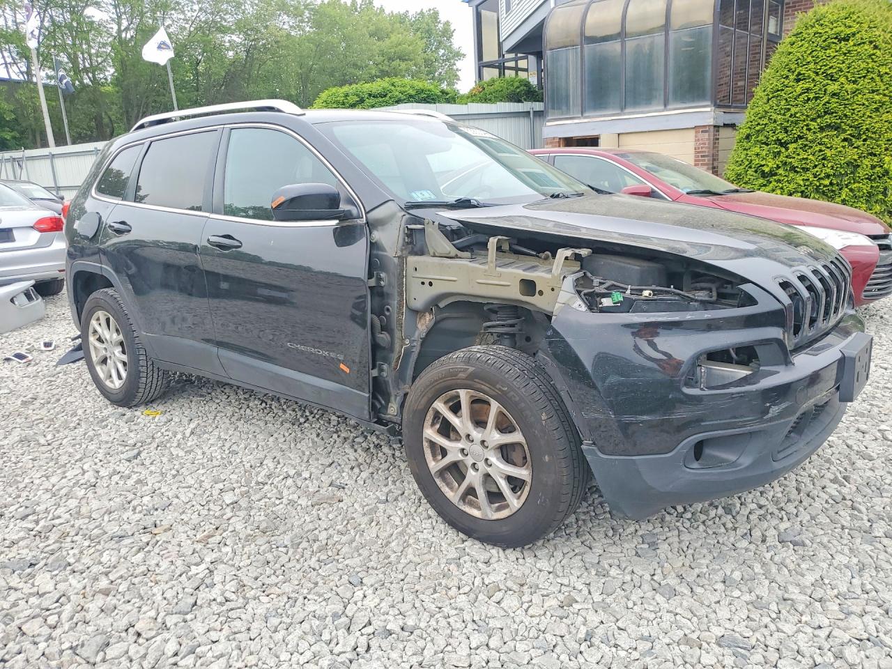 2015 Jeep Cherokee Latitude Black vin: 1C4PJMCB5FW563891