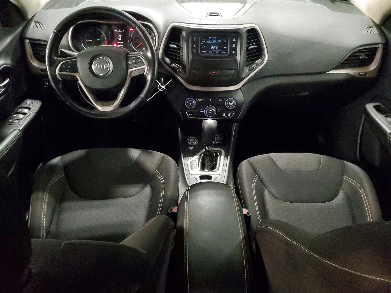 2015 Jeep Cherokee Latitude Gray vin: 1C4PJMCB5FW633163