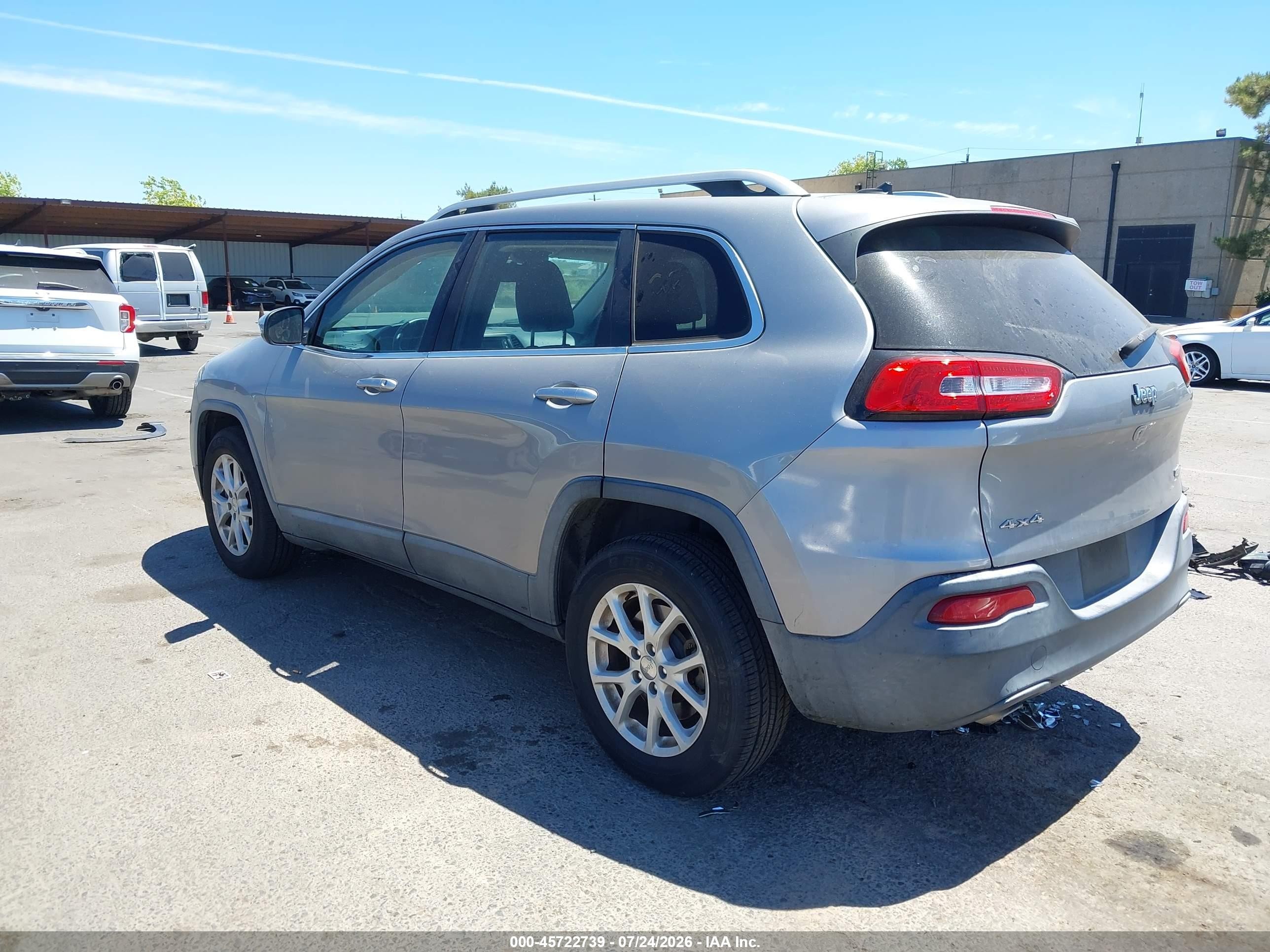 2015 Jeep Cherokee Latitude Gray vin: 1C4PJMCB5FW633244