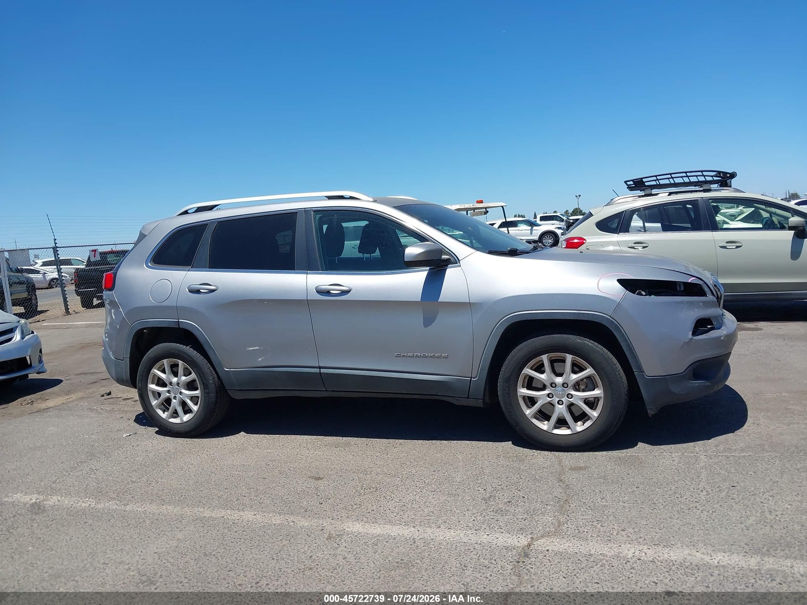 2015 Jeep Cherokee Latitude Gray vin: 1C4PJMCB5FW633244