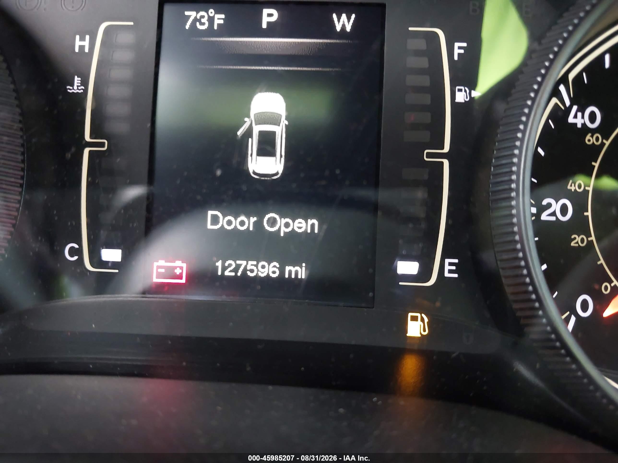 2015 Jeep Cherokee Latitude White vin: 1C4PJMCB5FW641179