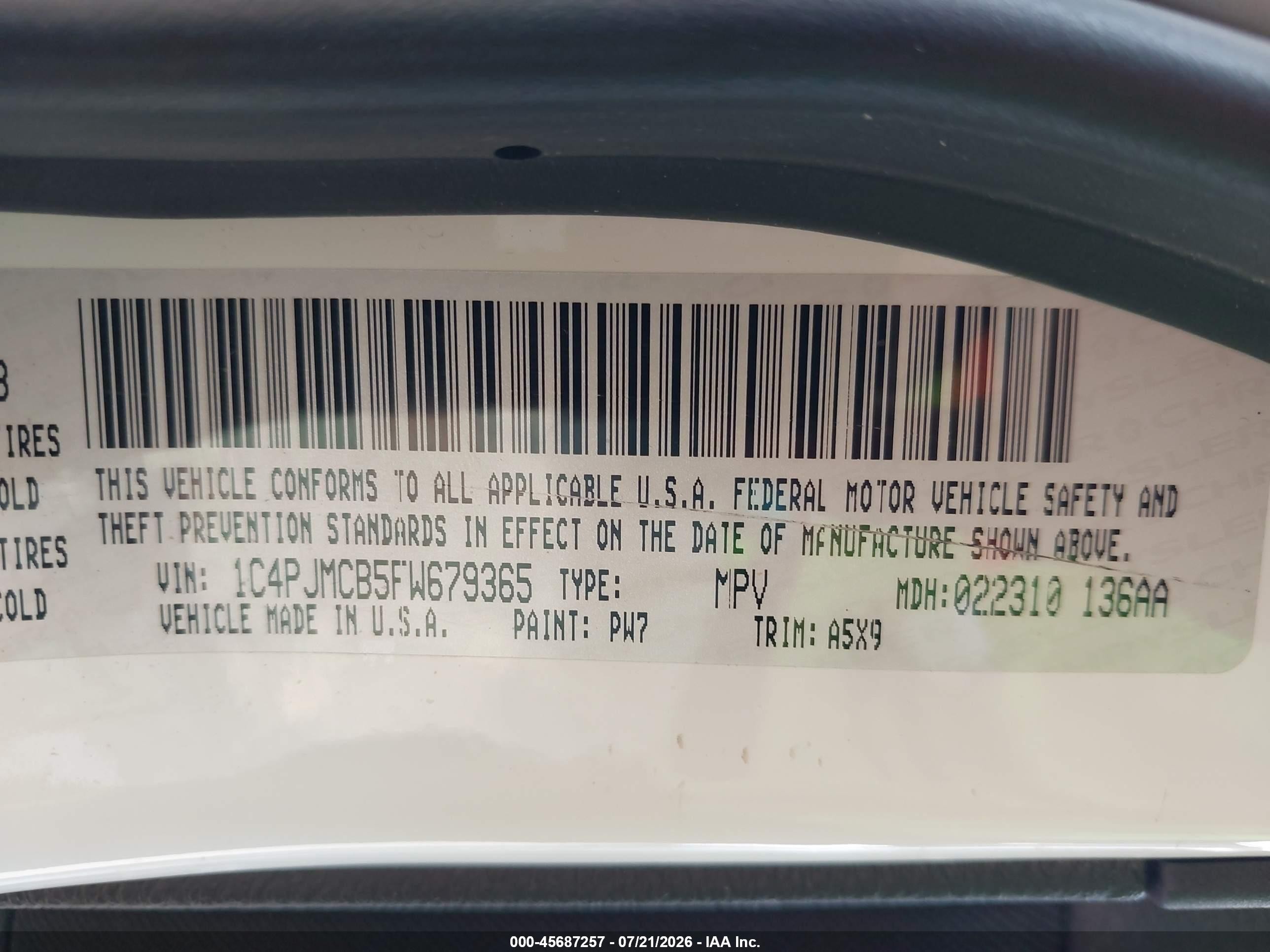 2015 Jeep Cherokee Latitude White vin: 1C4PJMCB5FW679365