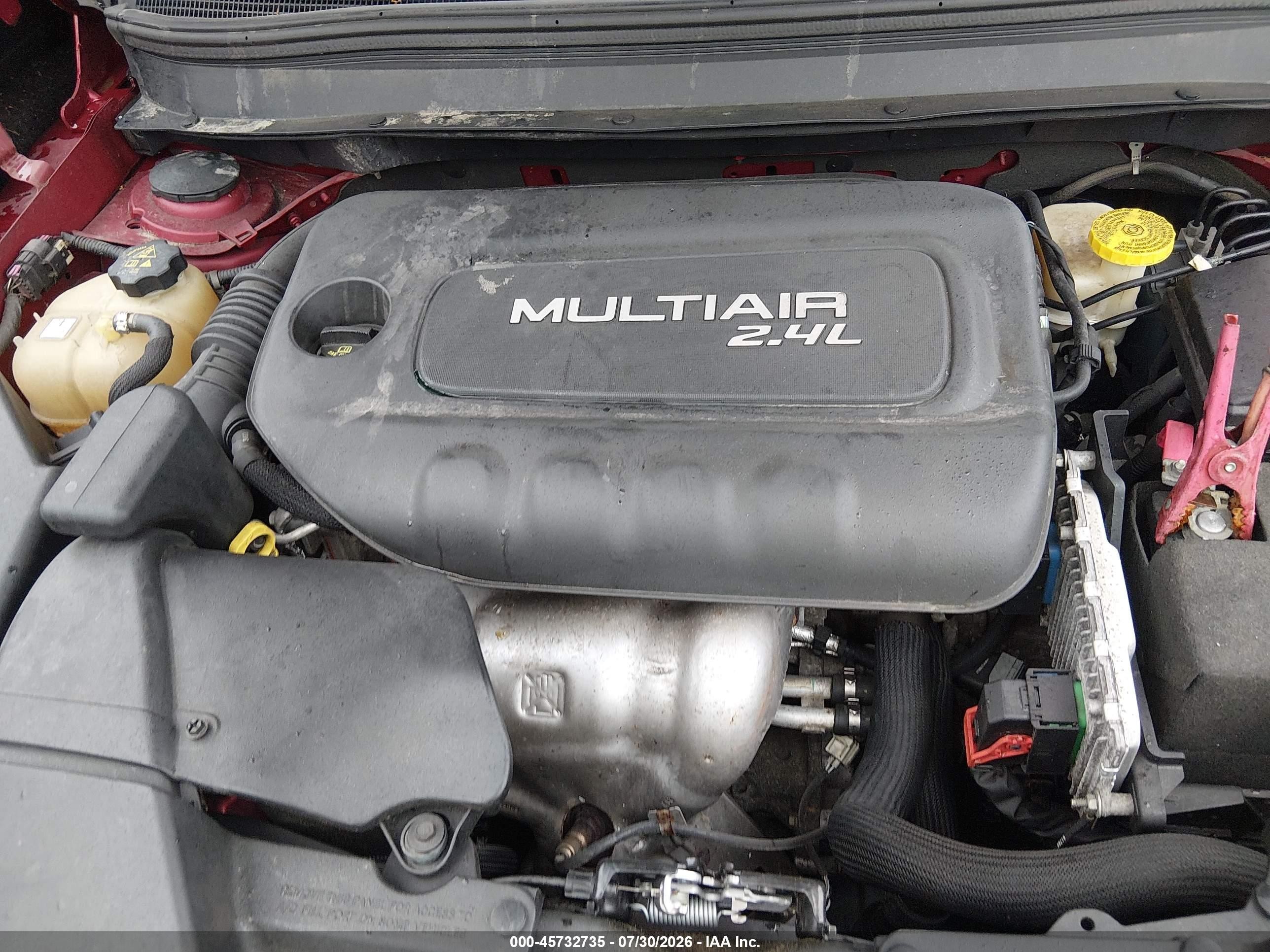 2015 Jeep Cherokee Latitude Красный vin: 1C4PJMCB5FW691824