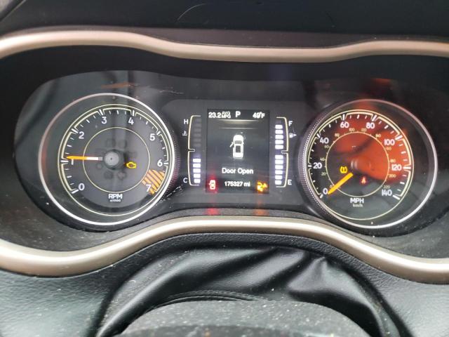2015 Jeep Cherokee Latitude Gray vin: 1C4PJMCB5FW728077