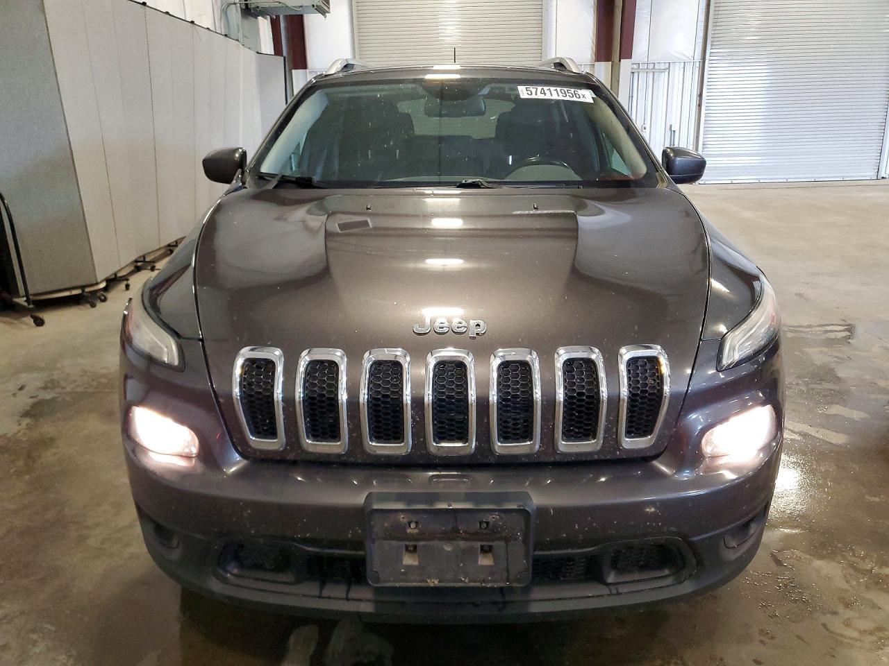 2015 Jeep Cherokee Latitude Gray vin: 1C4PJMCB5FW768403