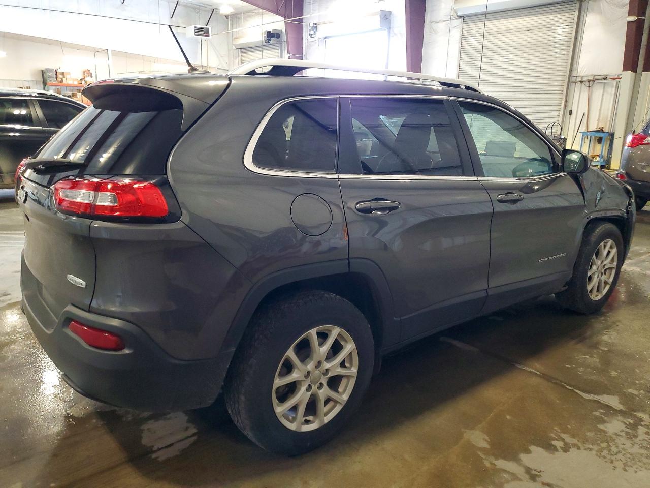 2015 Jeep Cherokee Latitude Gray vin: 1C4PJMCB5FW768403