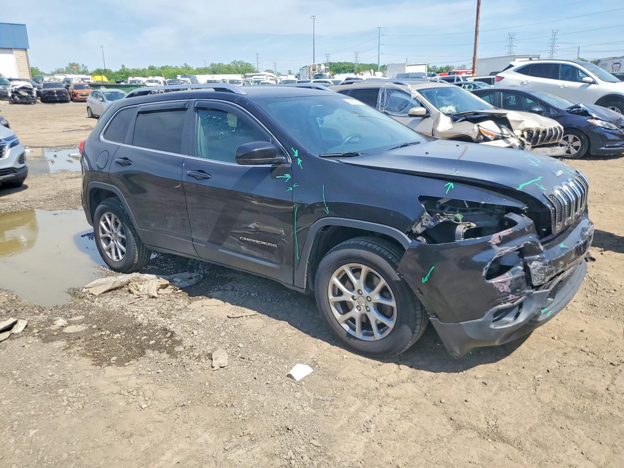 2014 Jeep Cherokee Latitude Black vin: 1C4PJMCB6EW166396