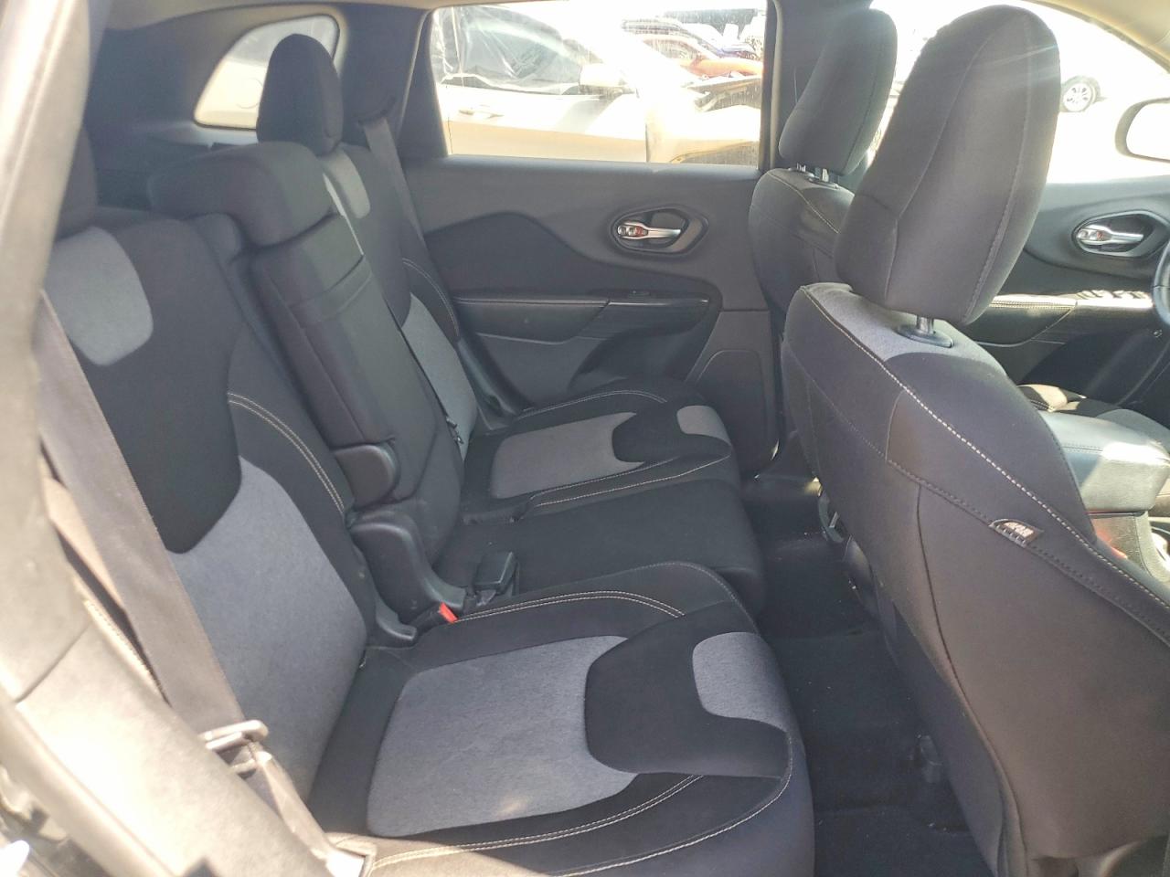 2014 Jeep Cherokee Latitude Black vin: 1C4PJMCB6EW166396
