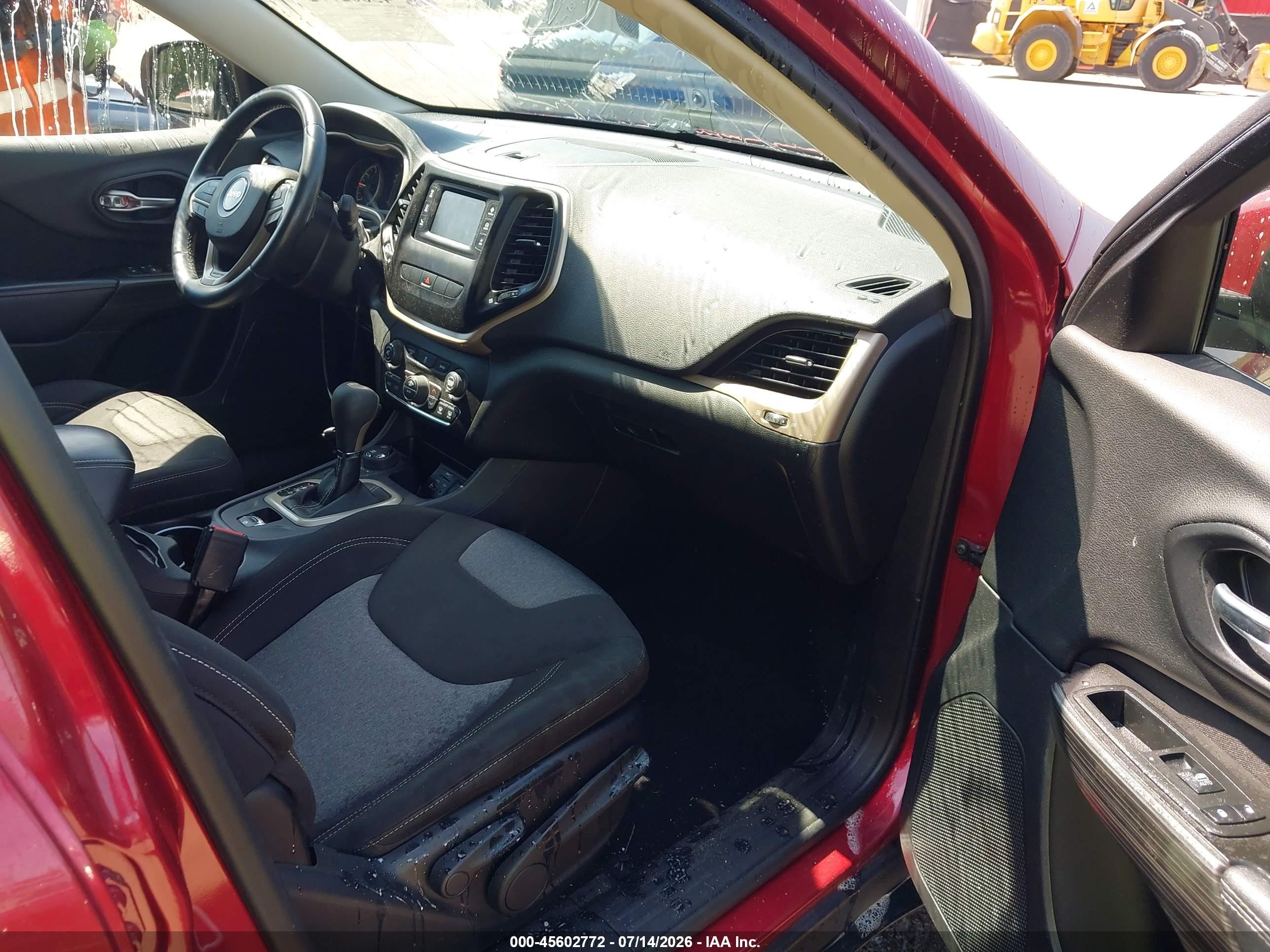 2014 Jeep Cherokee Latitude Красный vin: 1C4PJMCB6EW181500