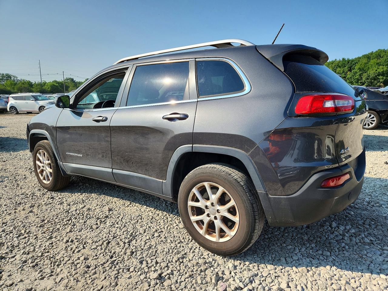 2014 Jeep Cherokee Latitude Gray vin: 1C4PJMCB6EW210669