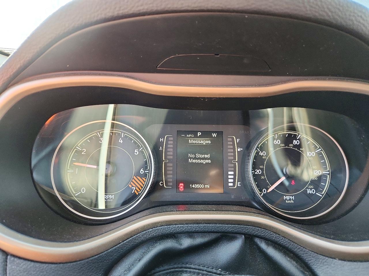 2014 Jeep Cherokee Latitude Gray vin: 1C4PJMCB6EW210669