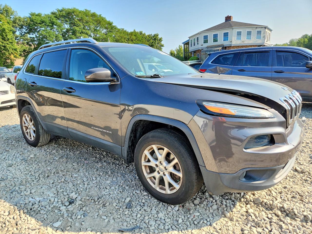 2014 Jeep Cherokee Latitude Gray vin: 1C4PJMCB6EW210669