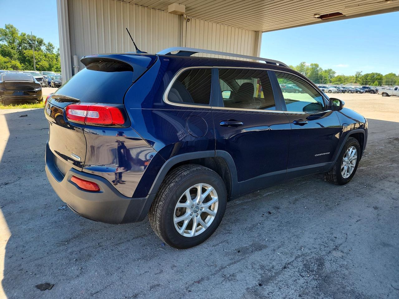 2014 Jeep Cherokee Latitude Blue vin: 1C4PJMCB6EW268779