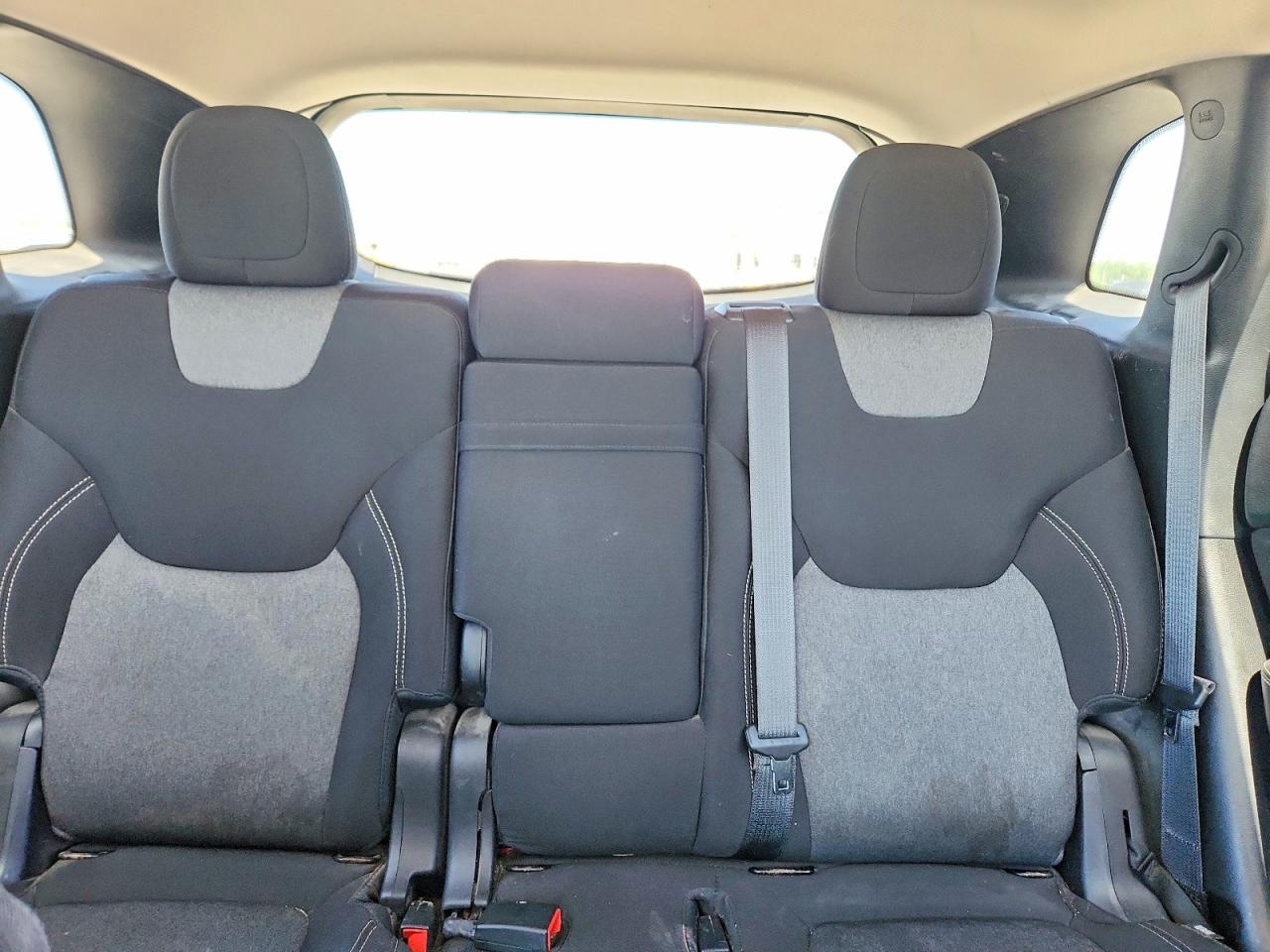 2014 Jeep Cherokee Latitude Gray vin: 1C4PJMCB6EW296436