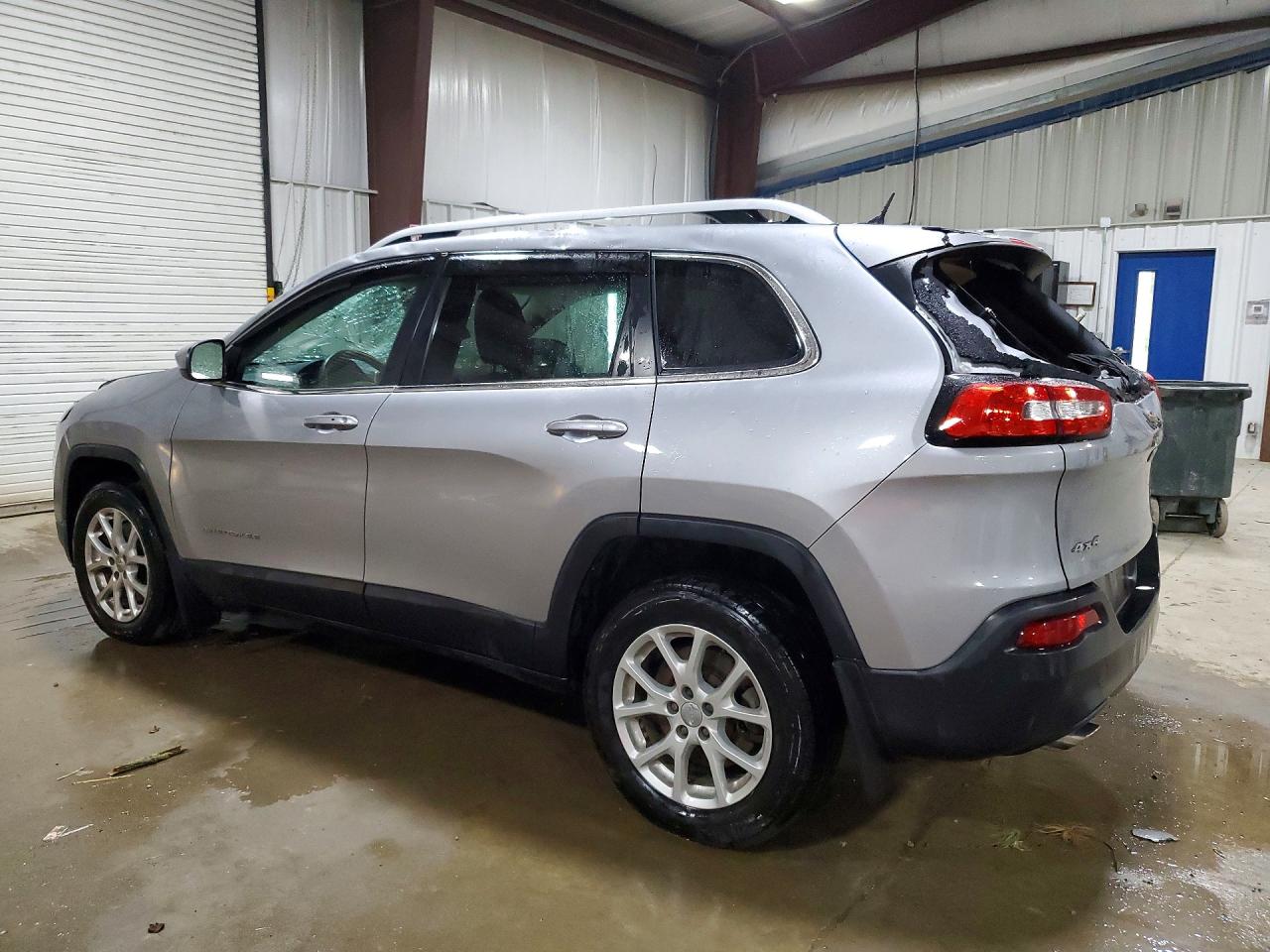 2014 Jeep Cherokee Latitude Silver vin: 1C4PJMCB6EW300730