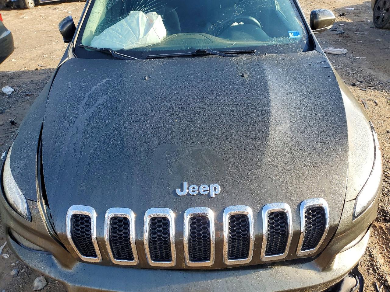2015 Jeep Cherokee Latitude Green vin: 1C4PJMCB6FW601449