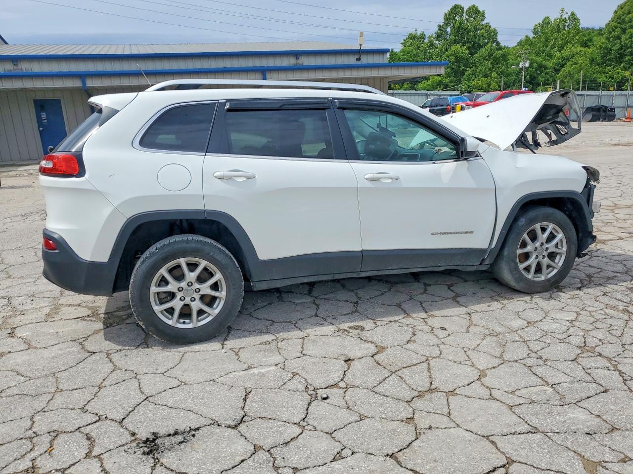 2015 Jeep Cherokee Latitude Белый vin: 1C4PJMCB6FW793293