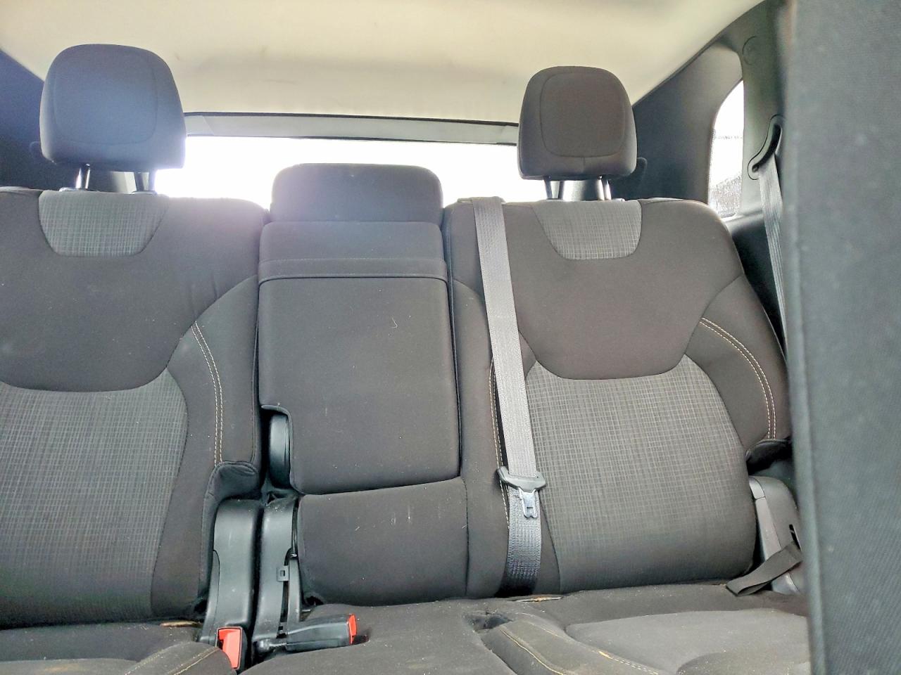2015 Jeep Cherokee Latitude Белый vin: 1C4PJMCB6FW793293