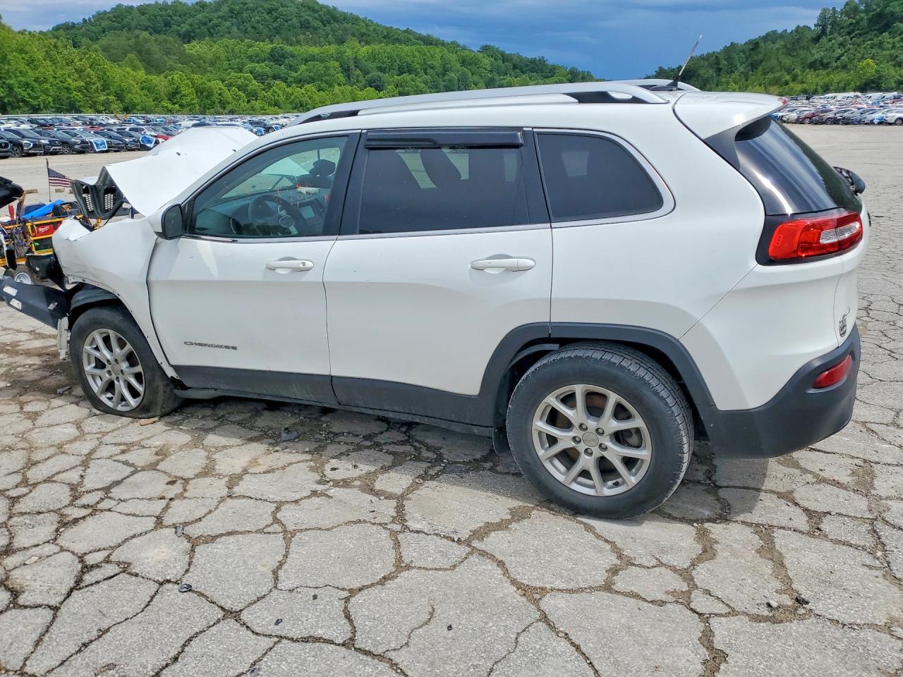 2015 Jeep Cherokee Latitude Белый vin: 1C4PJMCB6FW793293