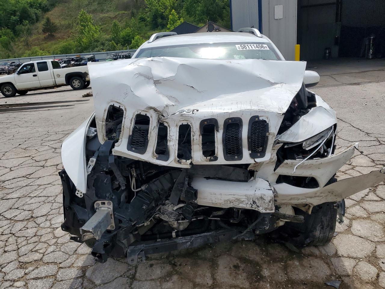 2015 Jeep Cherokee Latitude Белый vin: 1C4PJMCB6FW793293