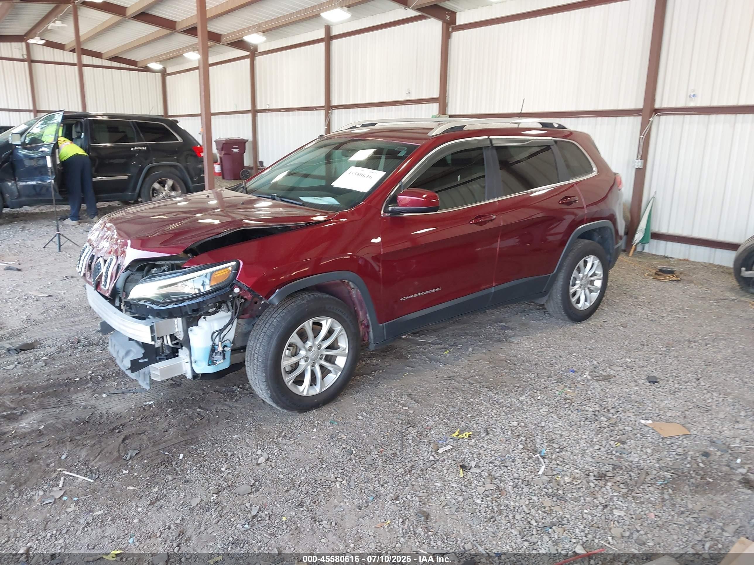 2019 Jeep Cherokee Latitude 4x4 Red vin: 1C4PJMCB6KD433107