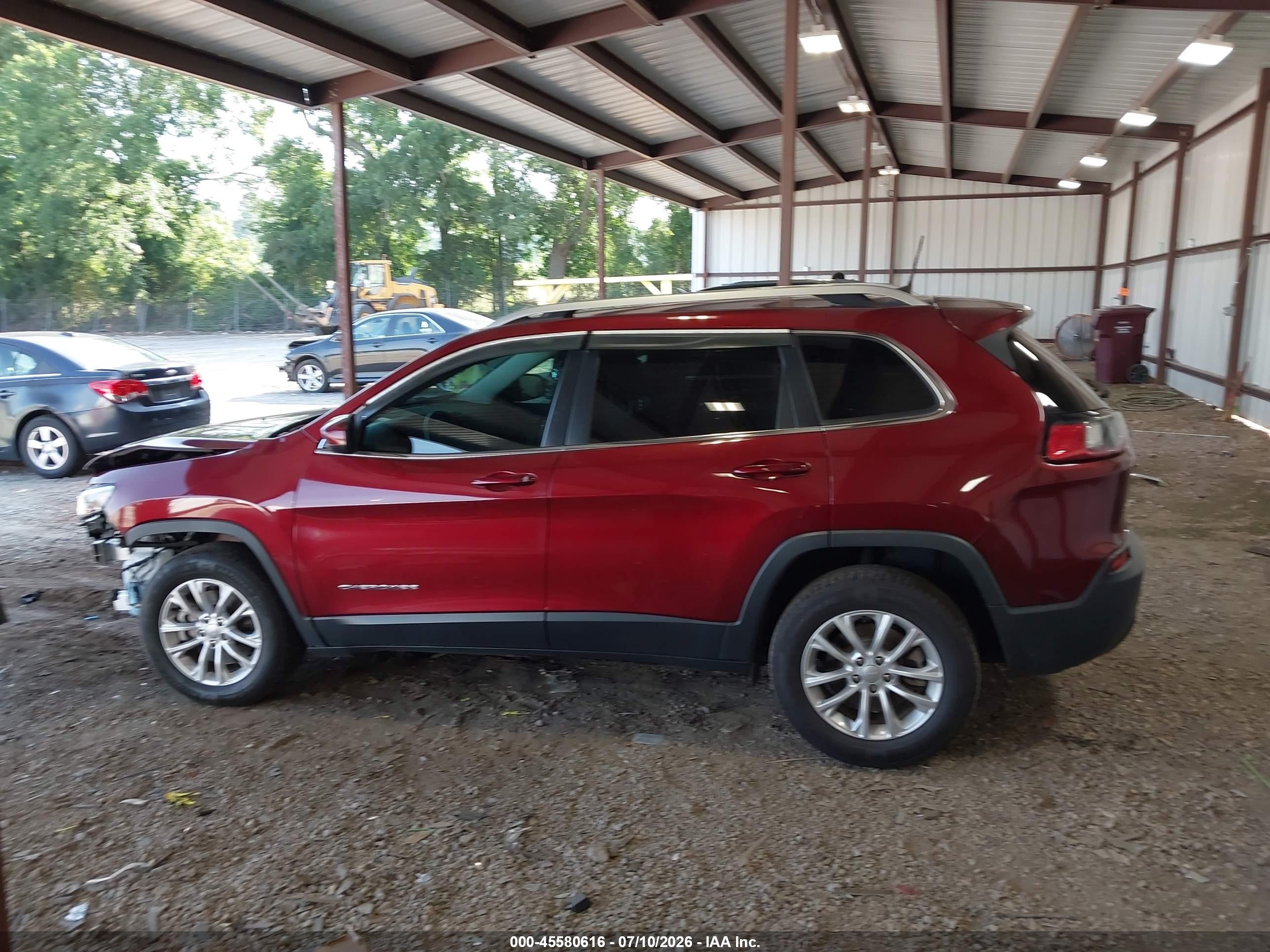 2019 Jeep Cherokee Latitude 4x4 Red vin: 1C4PJMCB6KD433107