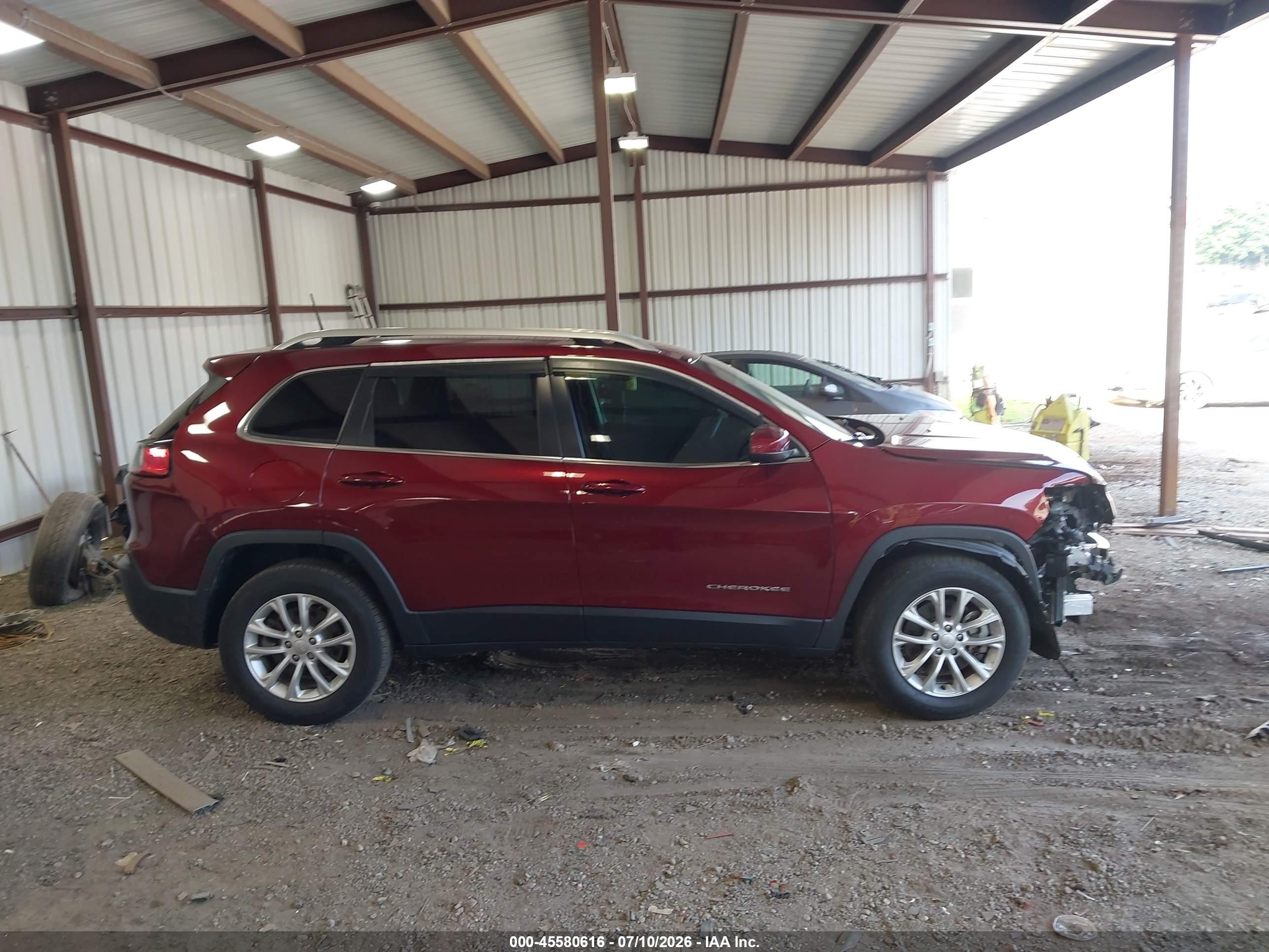 2019 Jeep Cherokee Latitude 4x4 Red vin: 1C4PJMCB6KD433107