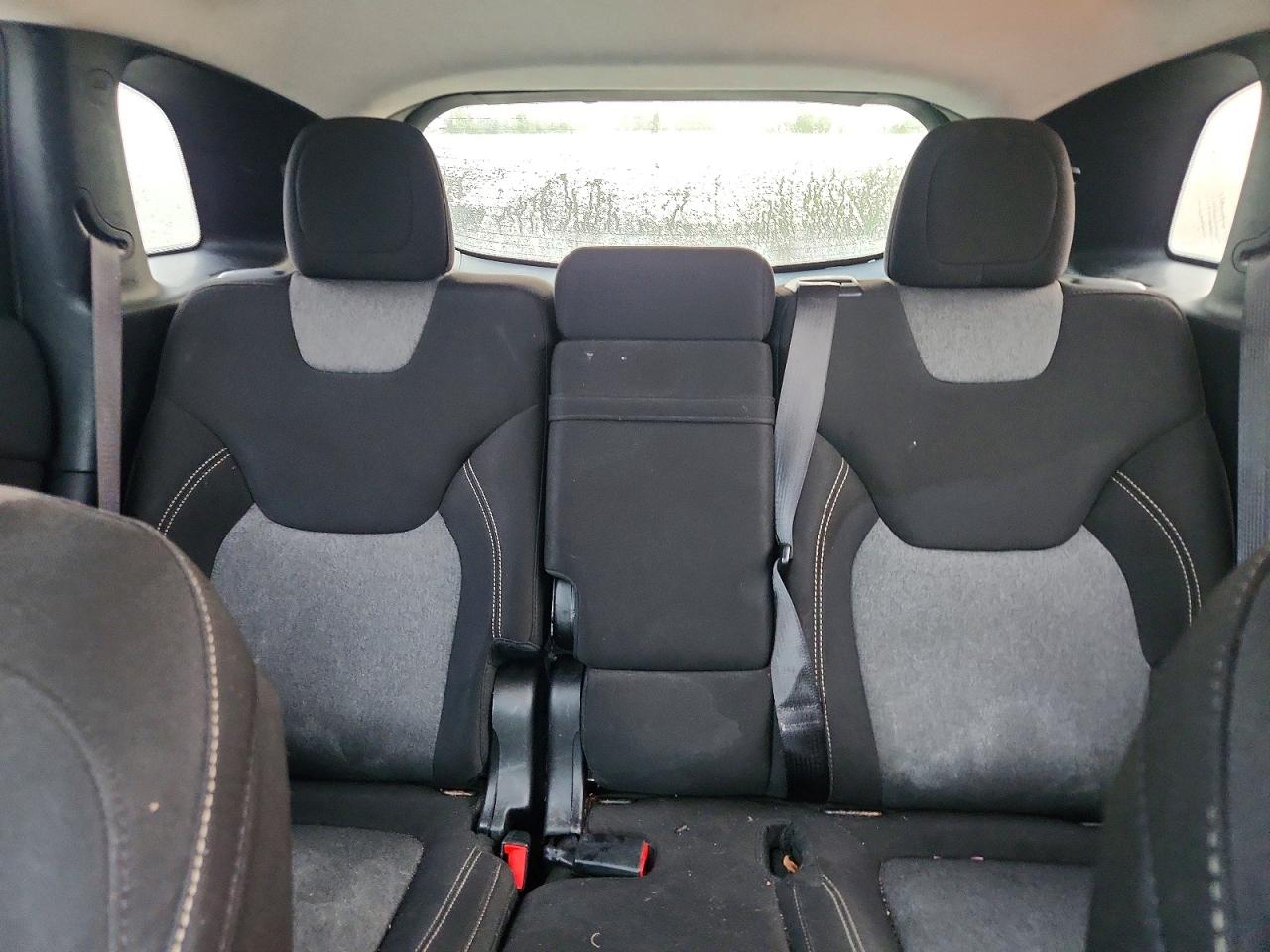 2014 Jeep Cherokee Latitude White vin: 1C4PJMCB7EW165953
