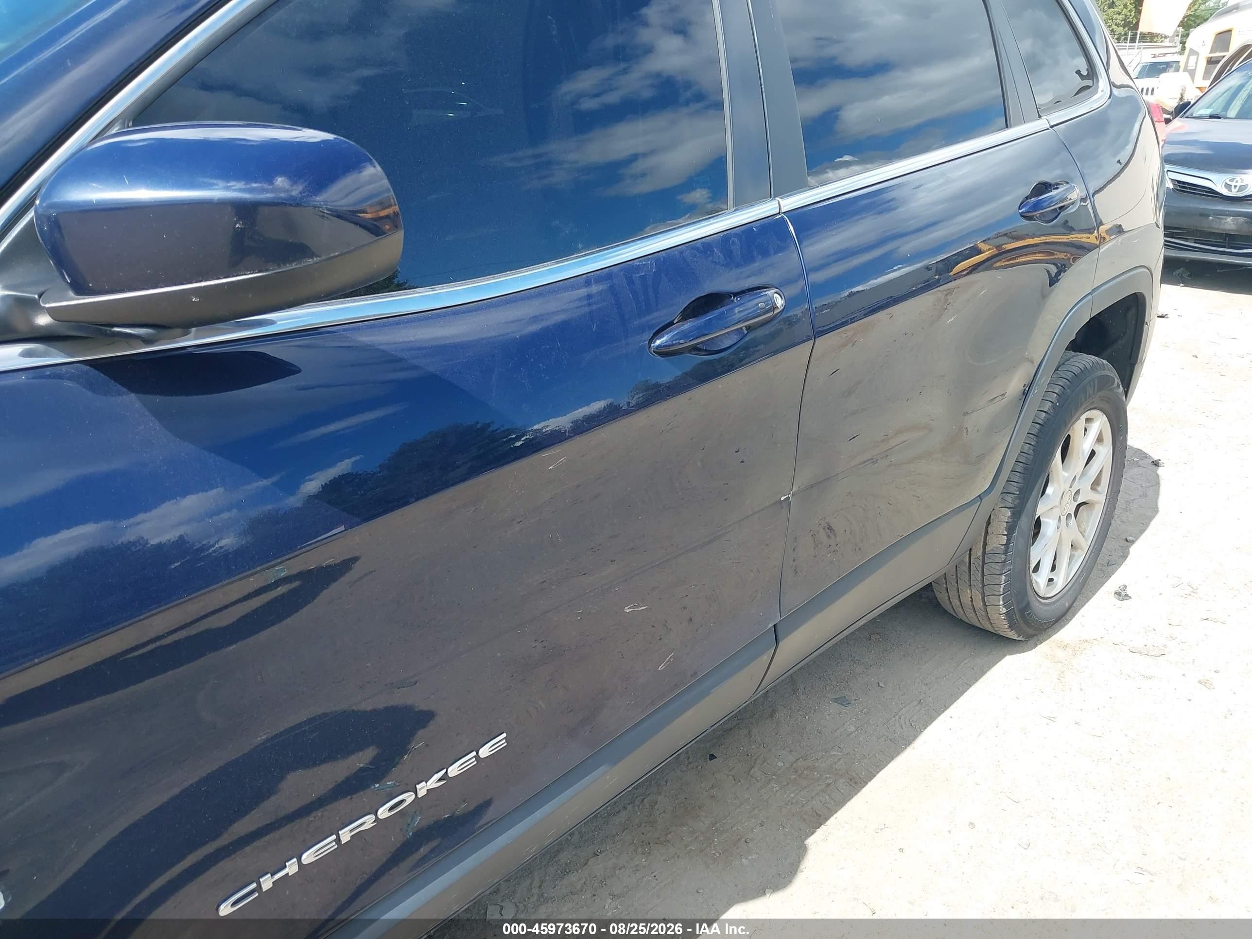 2014 Jeep Cherokee Latitude Blue vin: 1C4PJMCB7EW270010