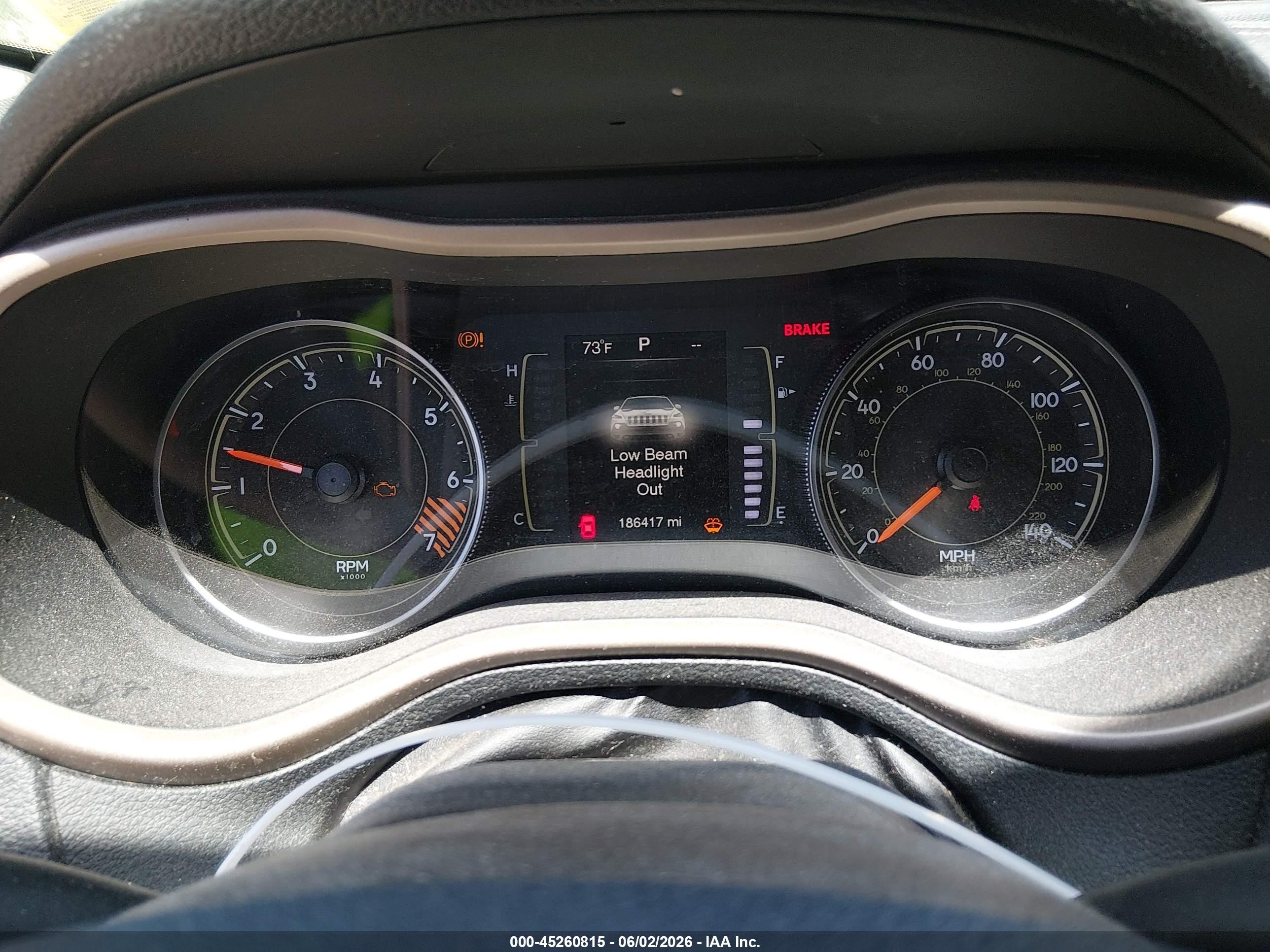 2015 Jeep Cherokee Latitude Gray vin: 1C4PJMCB7FW544923