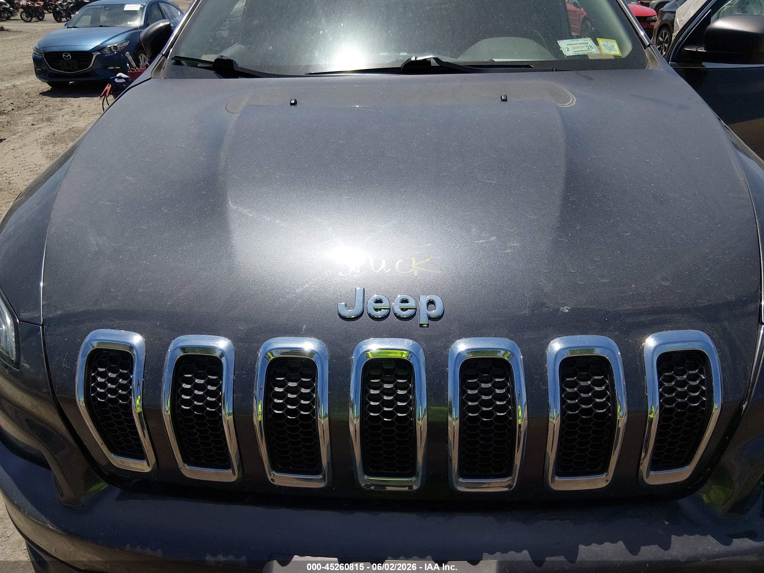 2015 Jeep Cherokee Latitude Gray vin: 1C4PJMCB7FW544923