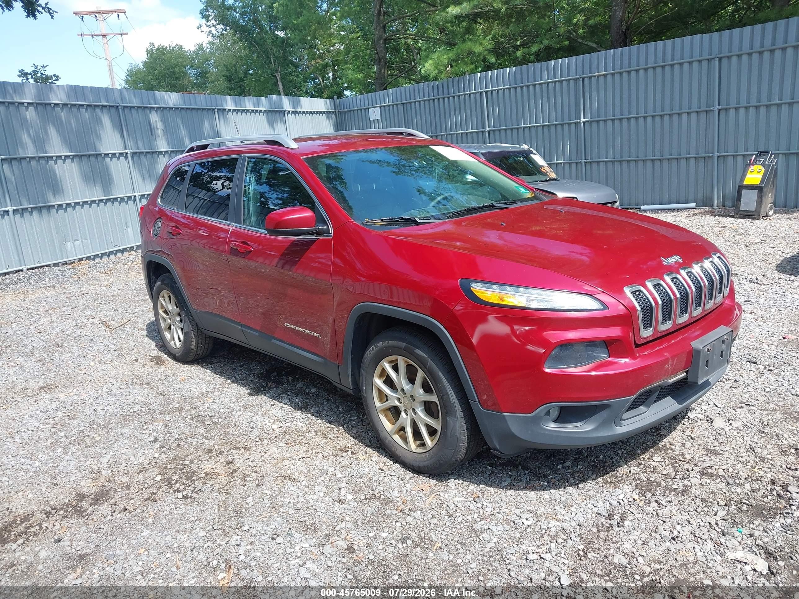 2015 Jeep Cherokee Latitude Red vin: 1C4PJMCB7FW588971