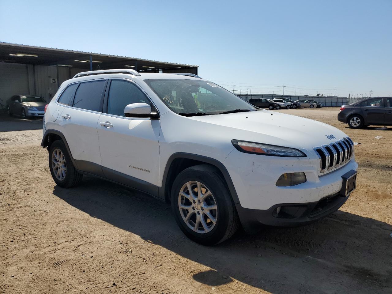 2015 Jeep Cherokee Latitude White vin: 1C4PJMCB7FW633150
